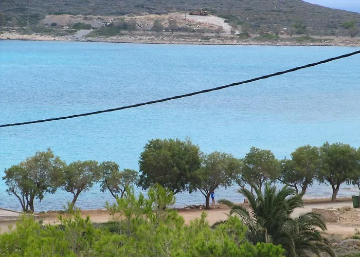 Eugenia Travasarou Sea View Appartments 3*