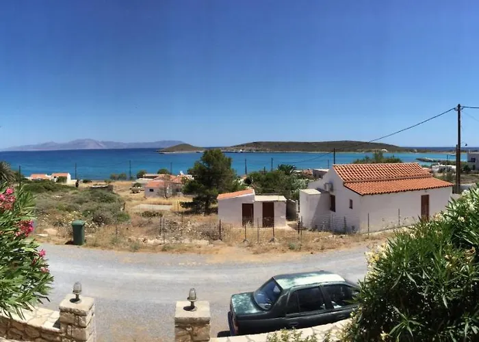 Eugenia Travasarou Sea View Appartments 3* Diakofti