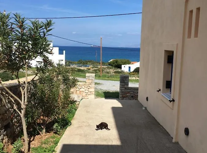Eugenia Travasarou Sea View Appartments Diakofti