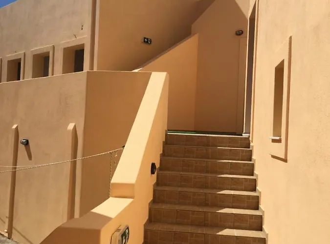 Eugenia Travasarou Sea View Appartments Hotel 3*