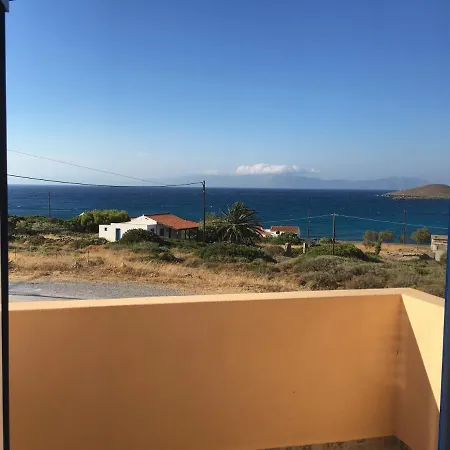 Eugenia Travasarou Sea View Appartments 3* Diakofti
