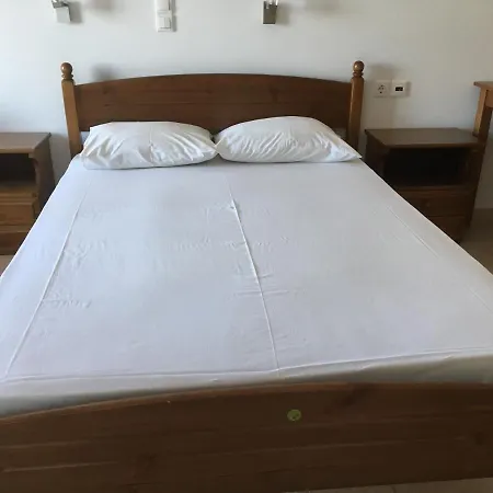 Eugenia Travasarou Sea View Appartments Hotel