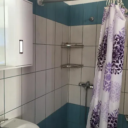 Eugenia Travasarou Sea View Appartments Otel Diakofti
