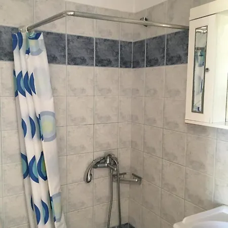 Eugenia Travasarou Sea View Appartments Otel 3*