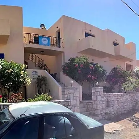 Eugenia Travasarou Sea View Appartments 3*