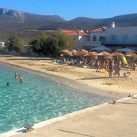 Ξενοδοχείο Eugenia Travasarou Sea View Appartments 3*