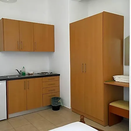 Ξενοδοχείο Eugenia Travasarou Sea View Appartments