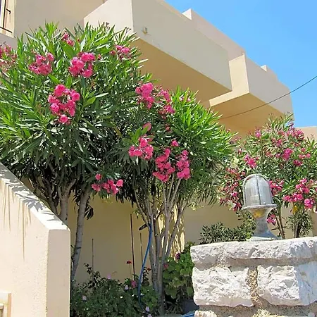 Ξενοδοχείο Eugenia Travasarou Sea View Appartments Διακόφτι