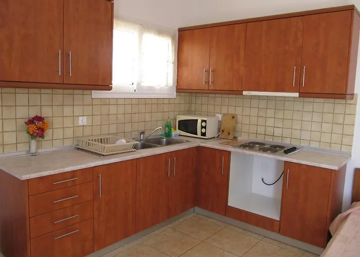 Eugenia Travasarou Sea View Appartments Hotel Diakofti