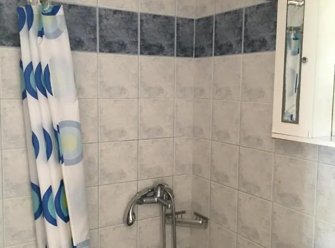 Eugenia Travasarou Sea View Appartments Hotel 3*